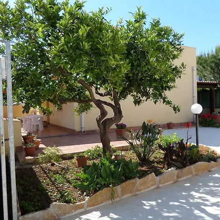 Apartment Case Vacanza Loria *