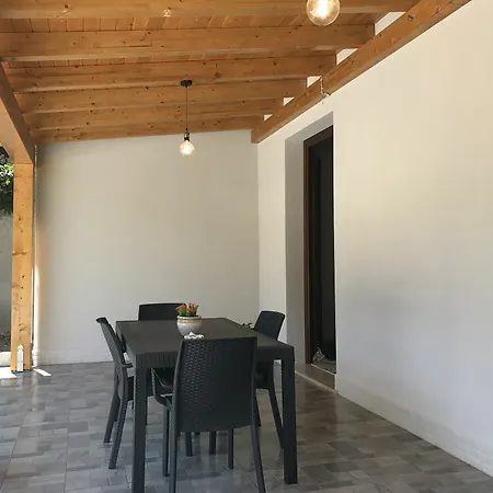 Case Vacanza Loria Apartment *